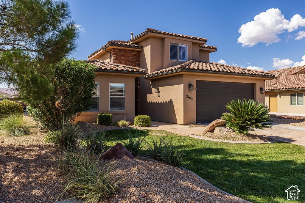 Photo of 3996 S CAPRI DR, Saint George, UT 84790 (MLS # 2187866)