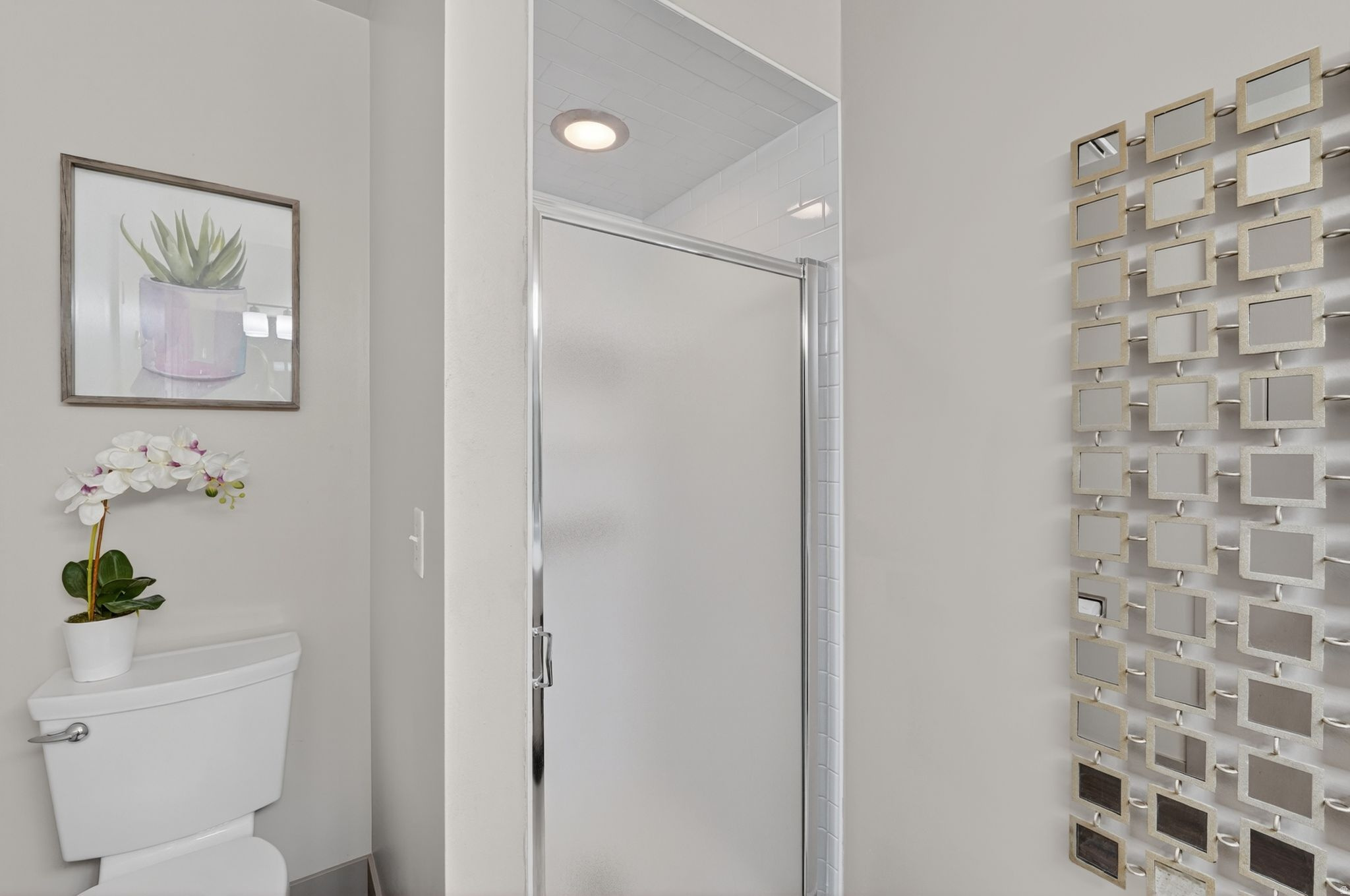 COUNTRY CORNERS - Residential