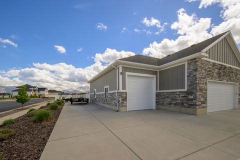 Tiny photo for 2276 S 3925 W, Taylor, UT 84401 (MLS # 2150464)