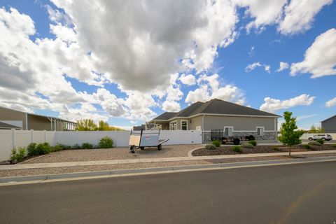 Tiny photo for 2276 S 3925 W, Taylor, UT 84401 (MLS # 2150464)