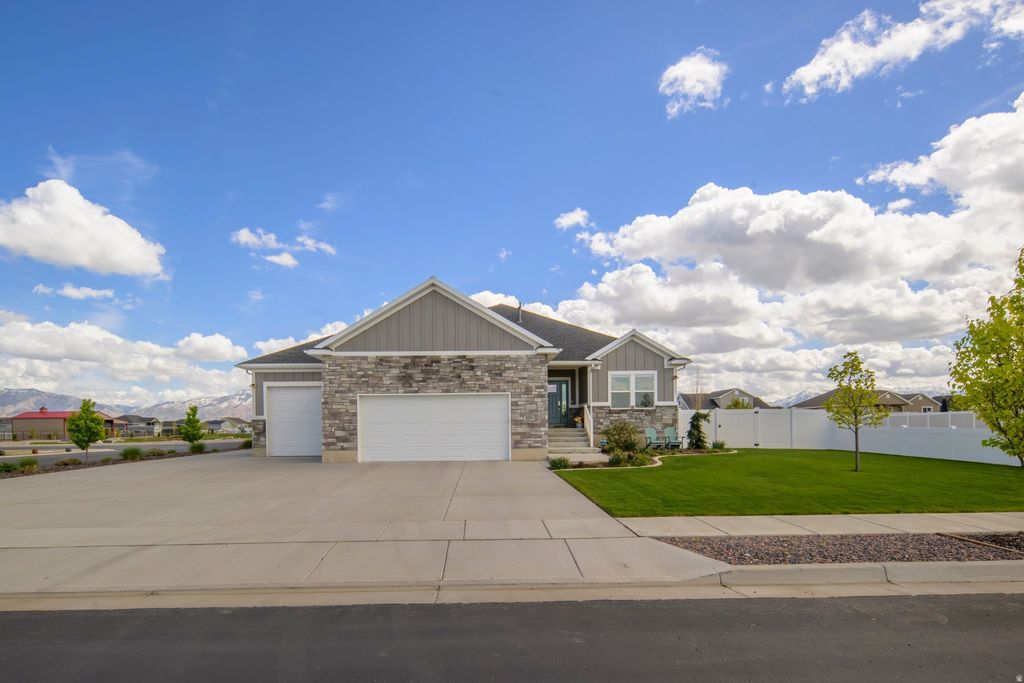 Photo of 2276 S 3925 W, Taylor, UT 84401 (MLS # 2150464)