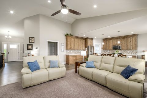 Tiny photo for 2276 S 3925 W, Taylor, UT 84401 (MLS # 2150464)