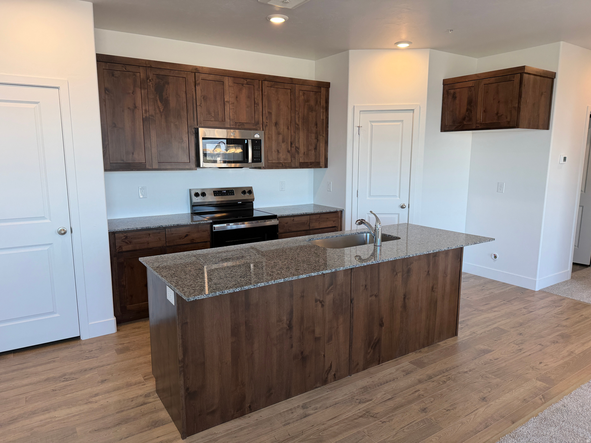 RIVER RUN - Residential