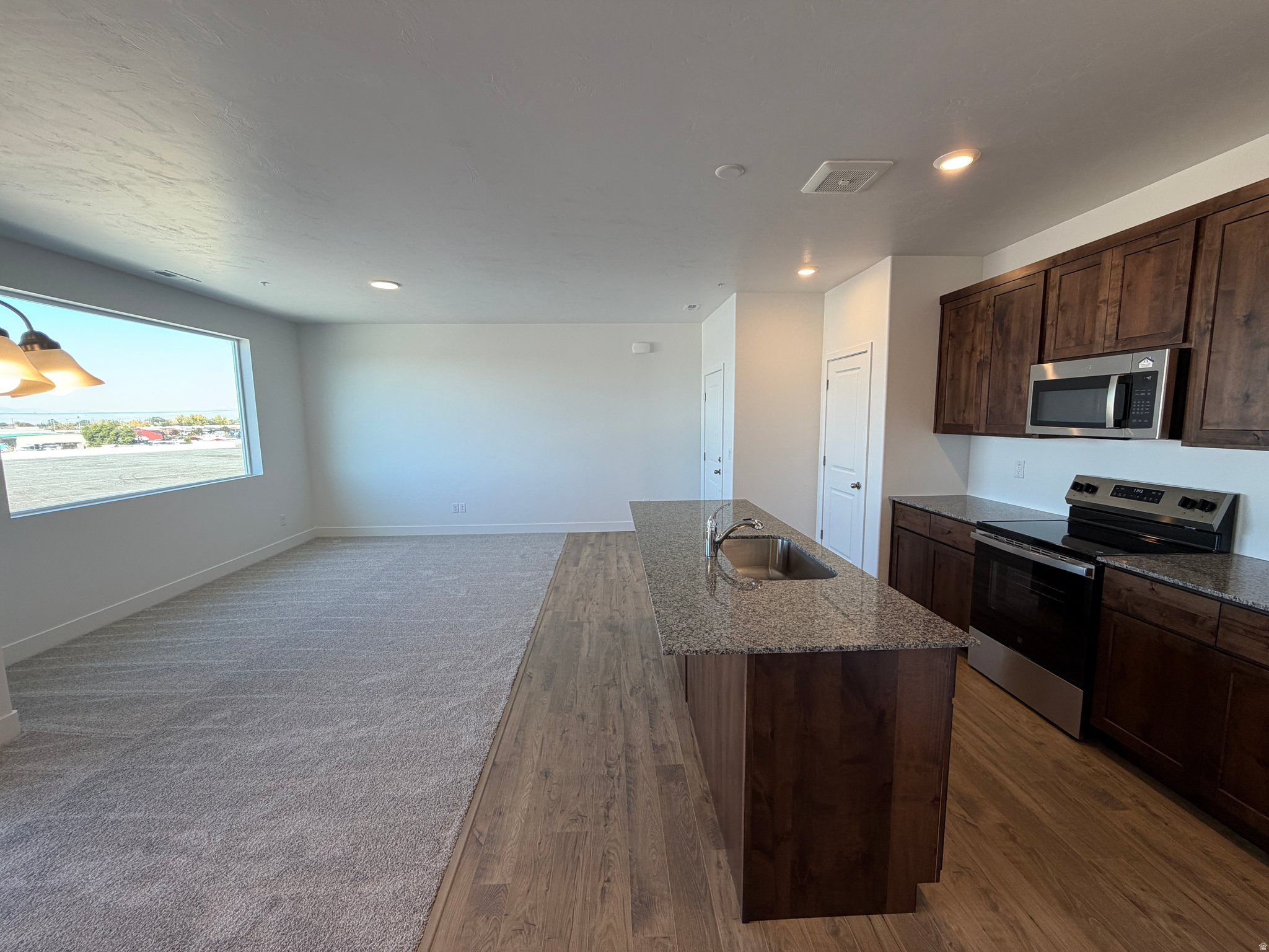 RIVER RUN - Residential