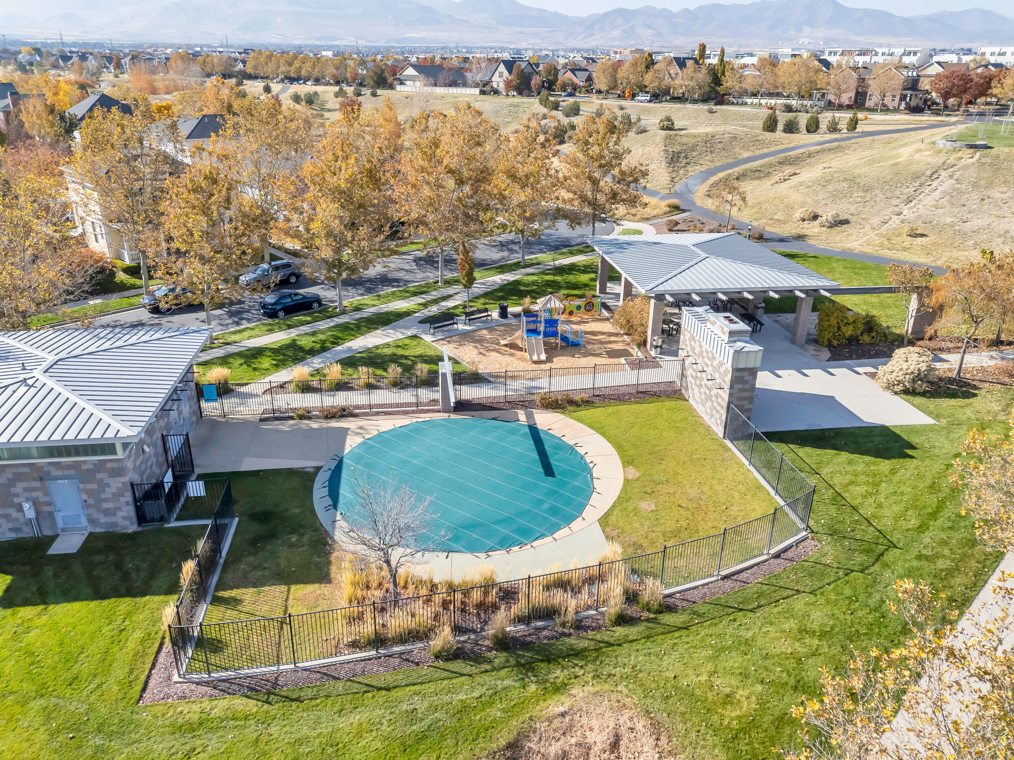 KENNECOTT - Residential