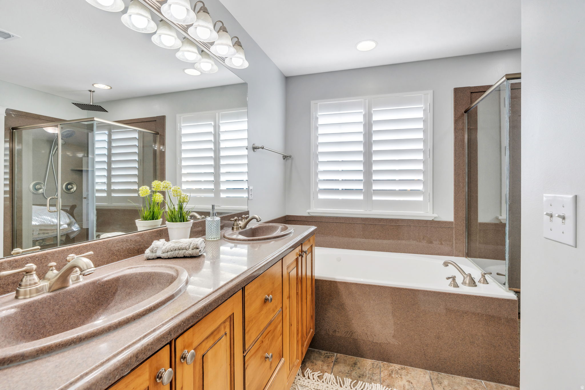 KENNECOTT - Residential