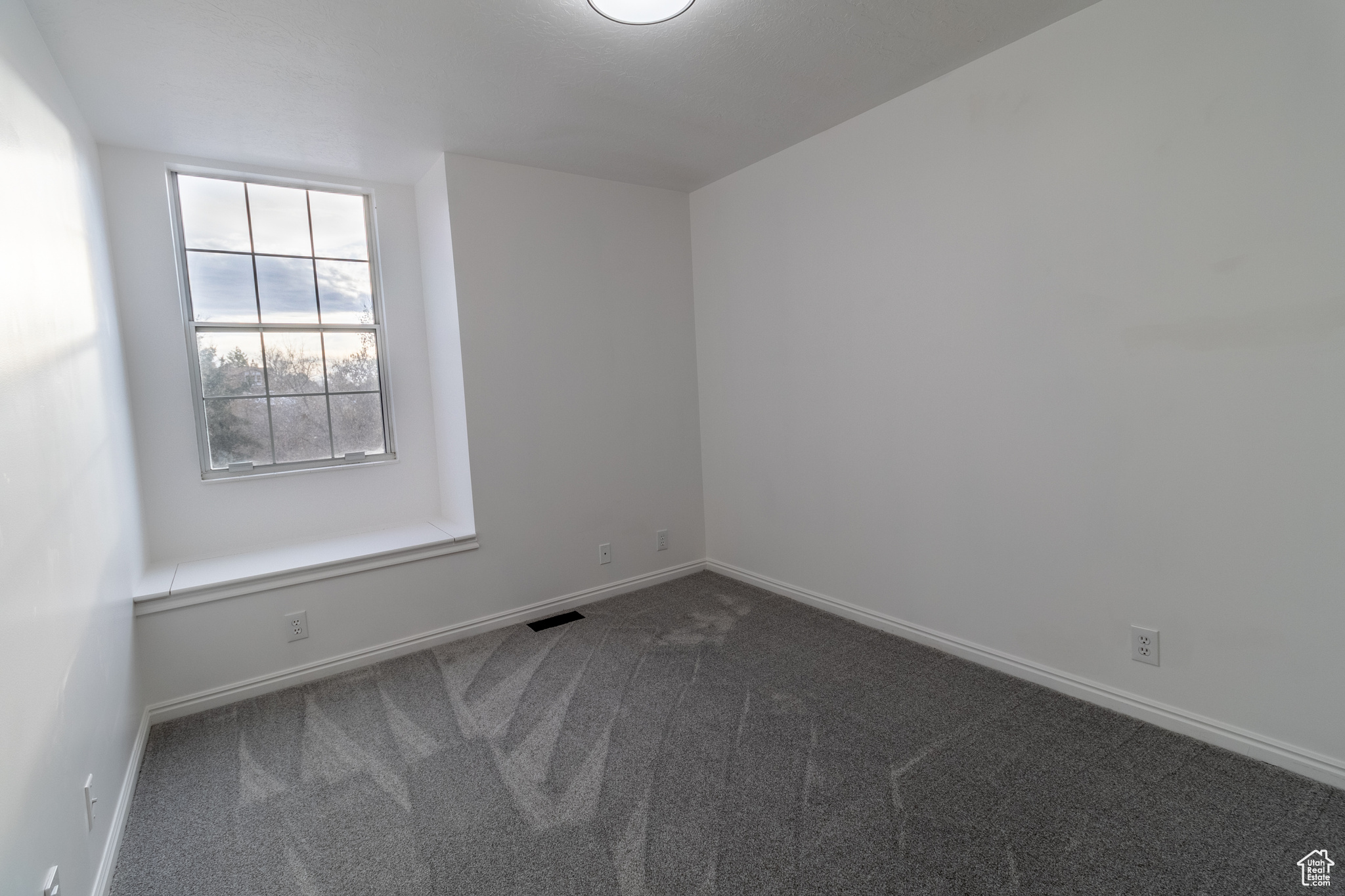 1742 Hayes Dr, Layton, Utah image 12