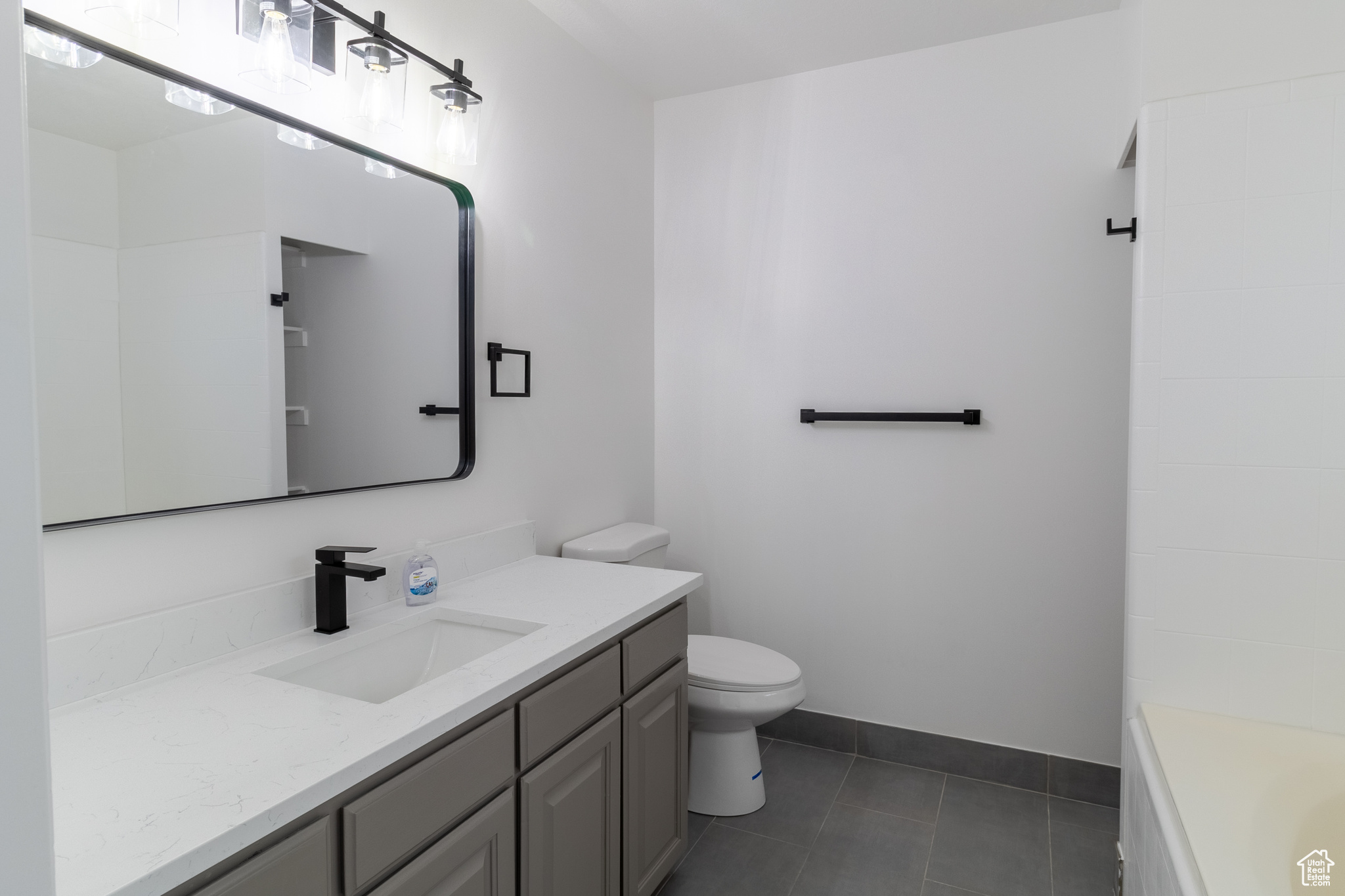 1742 Hayes Dr, Layton, Utah image 9