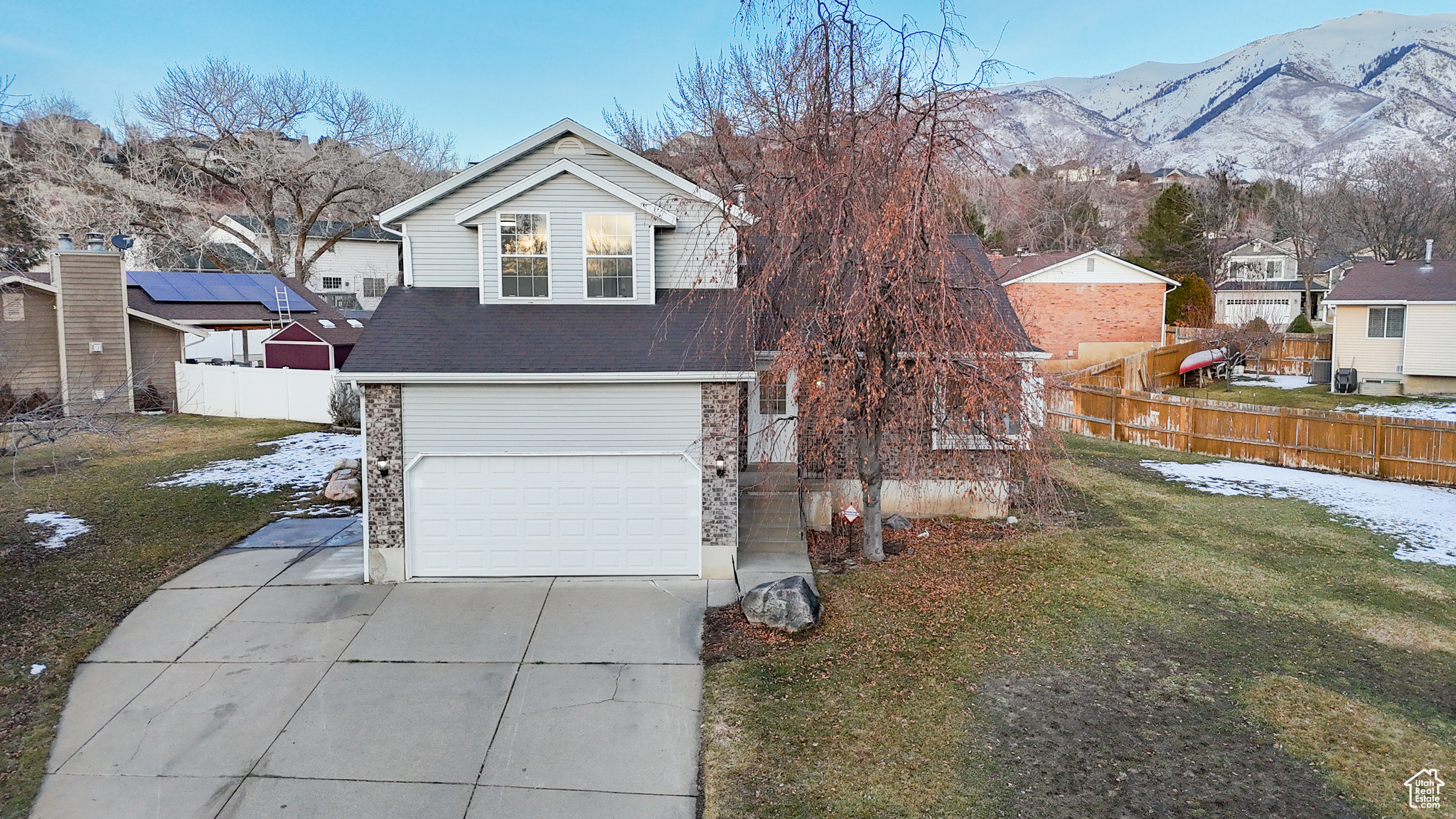 1742 Hayes Dr, Layton, Utah image 1