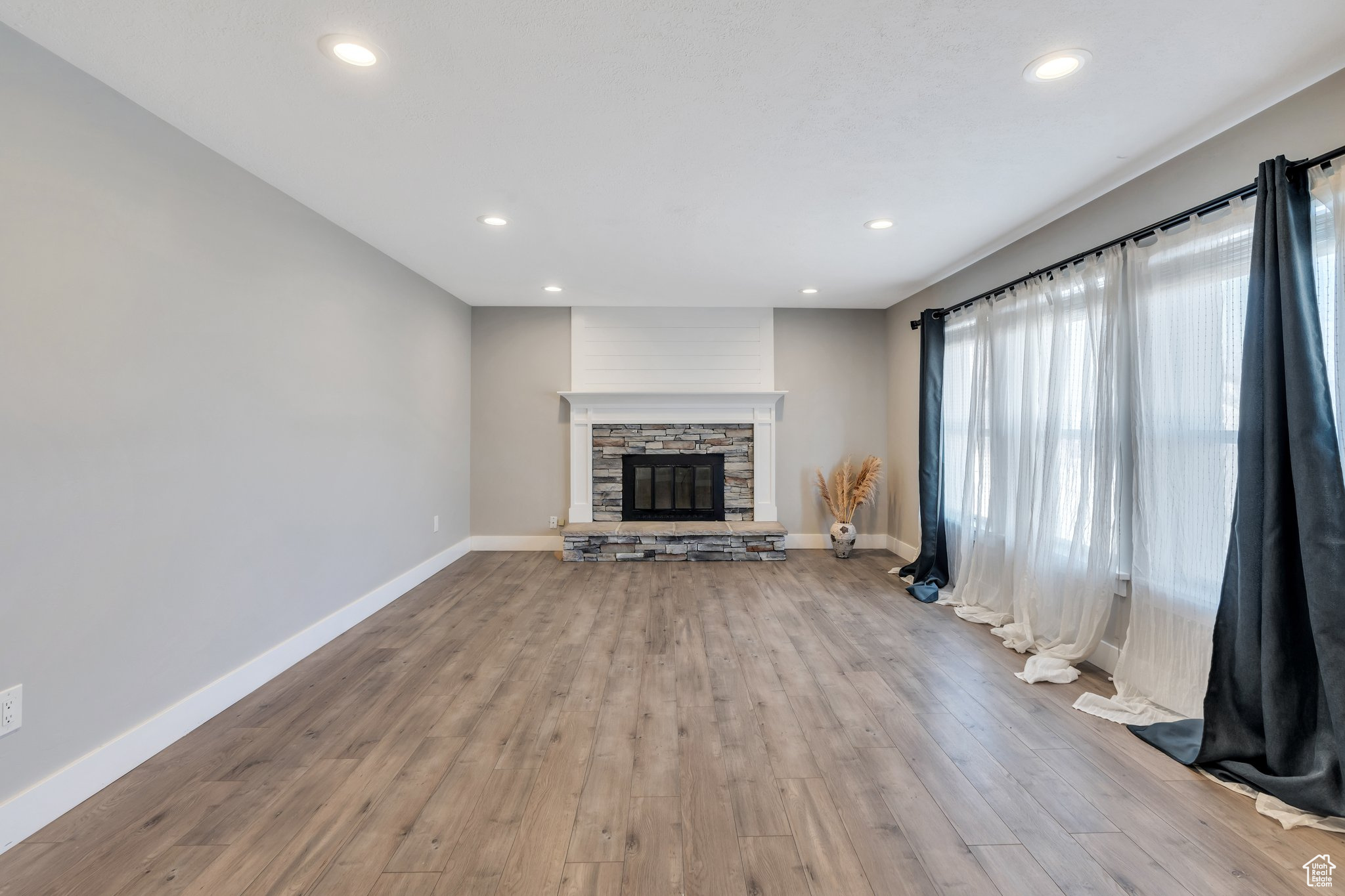 2261 W Tierra Rose Dr, Taylorsville, Utah image 4