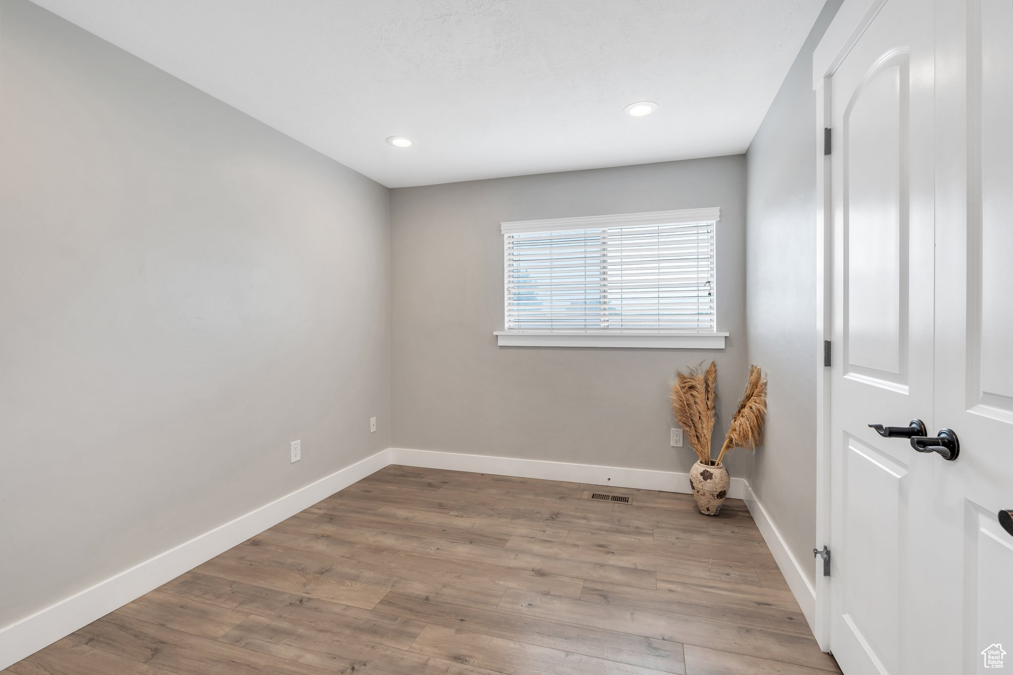 2261 W Tierra Rose Dr, Taylorsville, Utah image 15