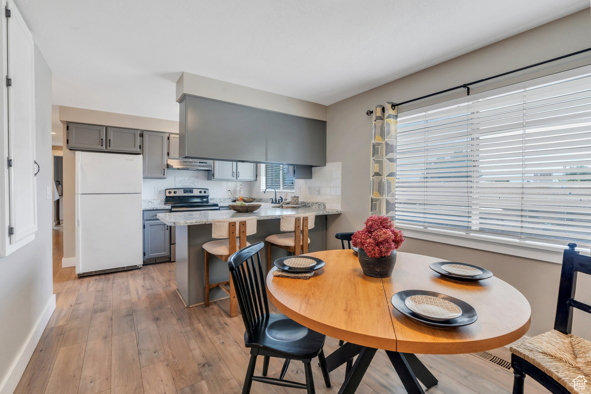 2261 W Tierra Rose Dr, Taylorsville, Utah image 9
