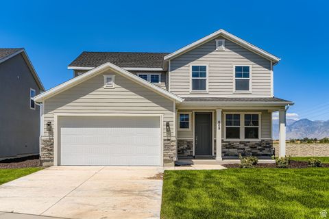 Photo of 808 W 1710 N, Salem, UT 84653 (MLS # 2116340)