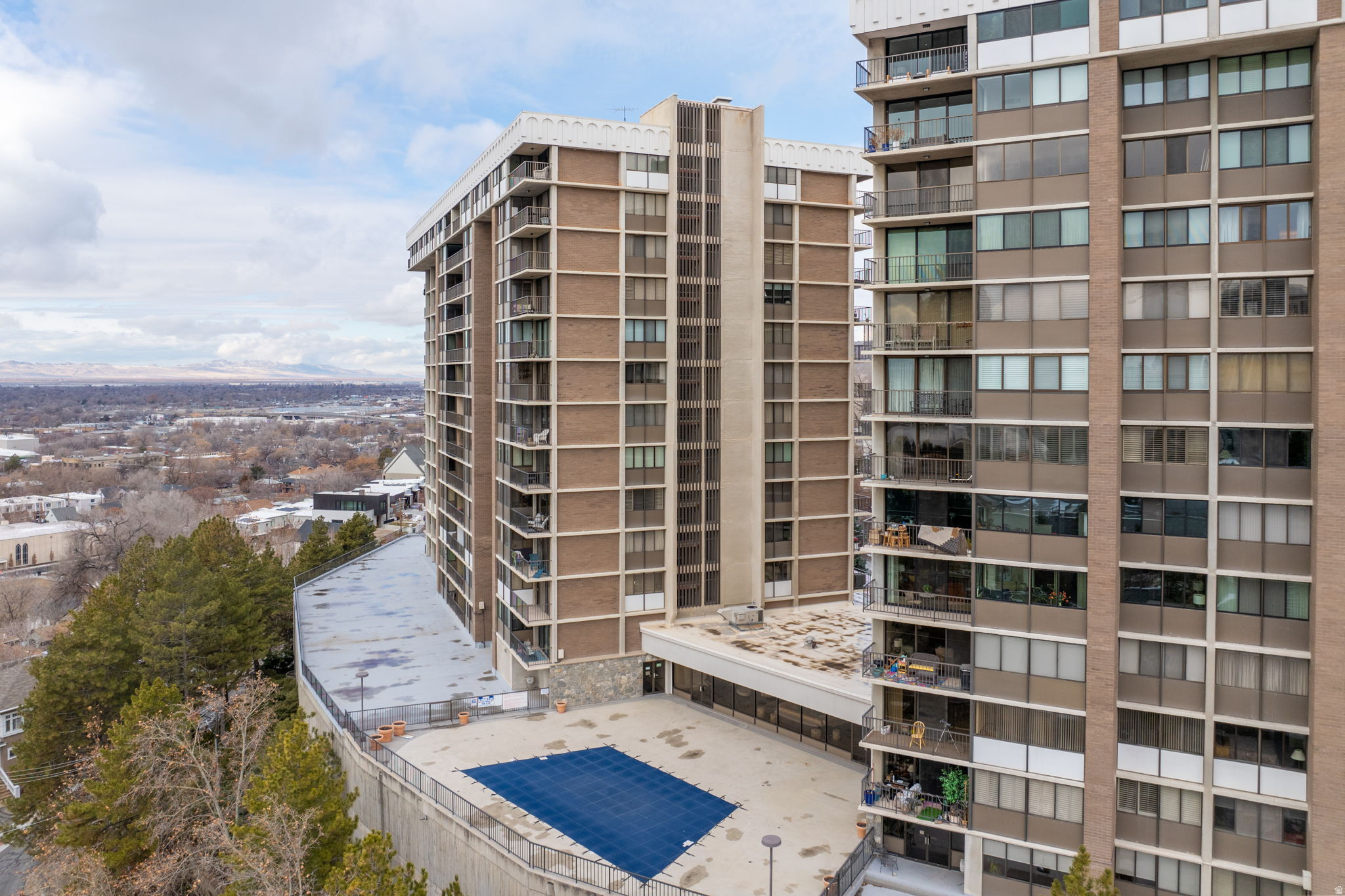 ZION SUMMIT CONDM - Residential