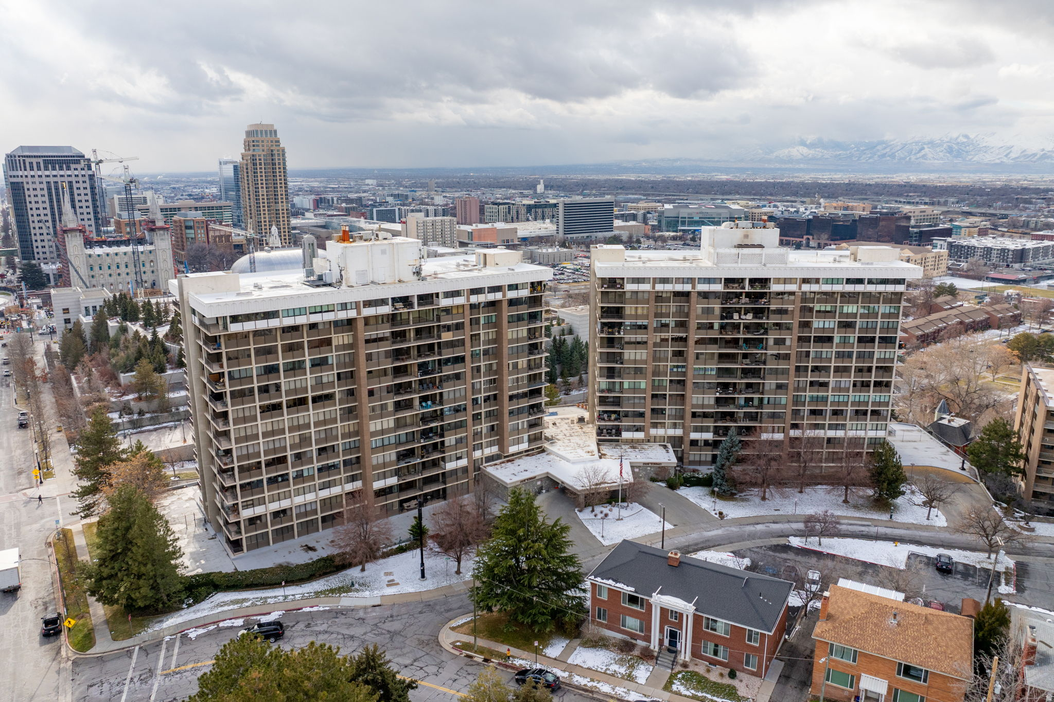 ZION SUMMIT CONDM - Residential