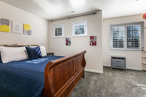 Tiny photo for 5263 DAYBREAK DR, South Ogden, UT 84403 (MLS # 2145633)