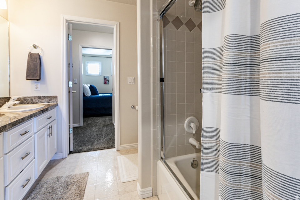 DAYBREAK - Residential