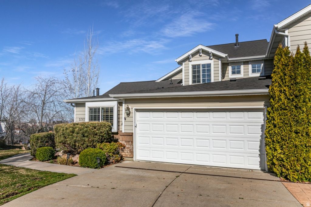 Photo of 5263 DAYBREAK DR, South Ogden, UT 84403 (MLS # 2145633)