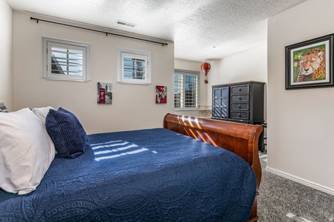 Tiny photo for 5263 DAYBREAK DR, South Ogden, UT 84403 (MLS # 2145633)