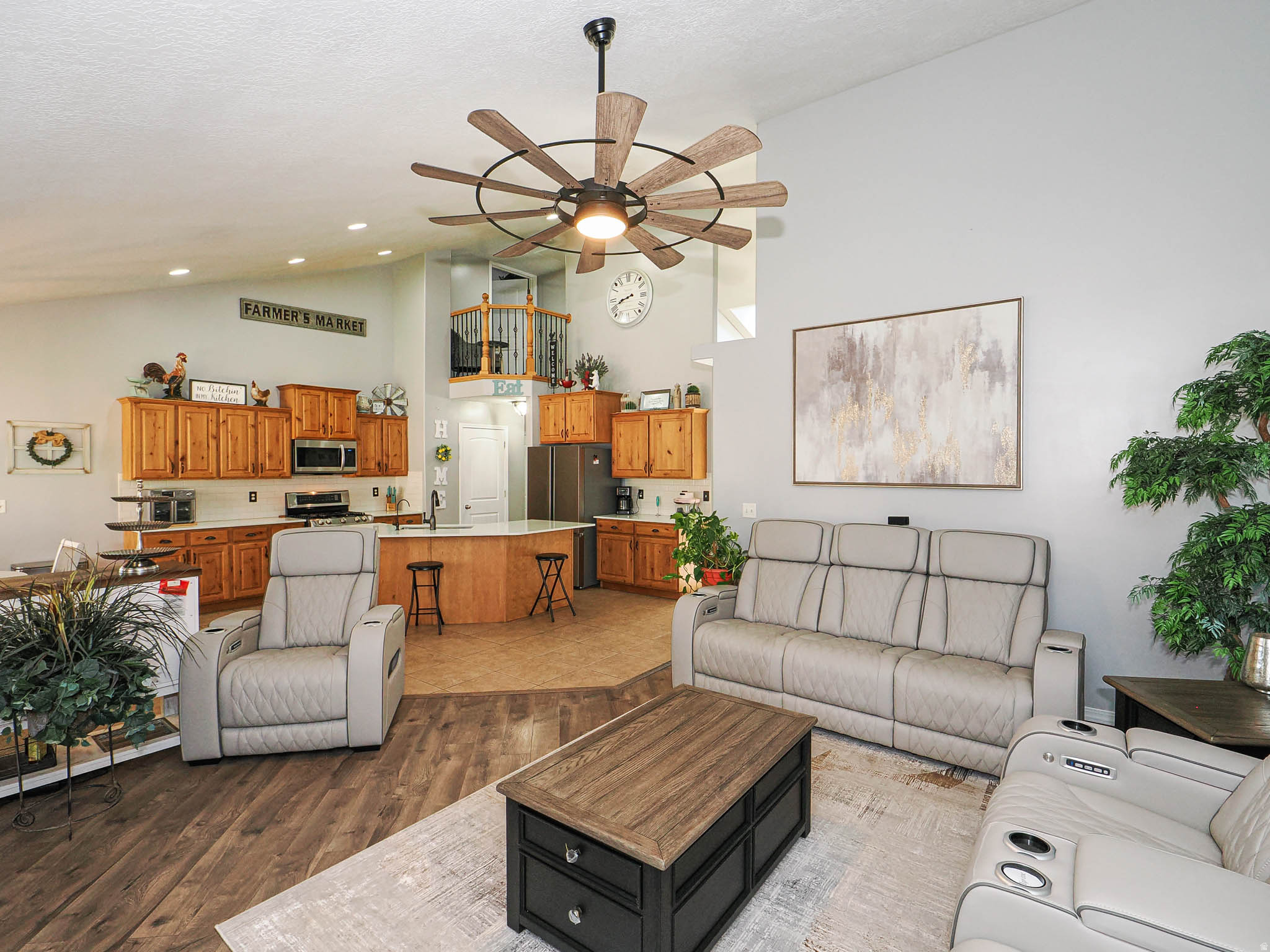ISLAND PARK - Residential