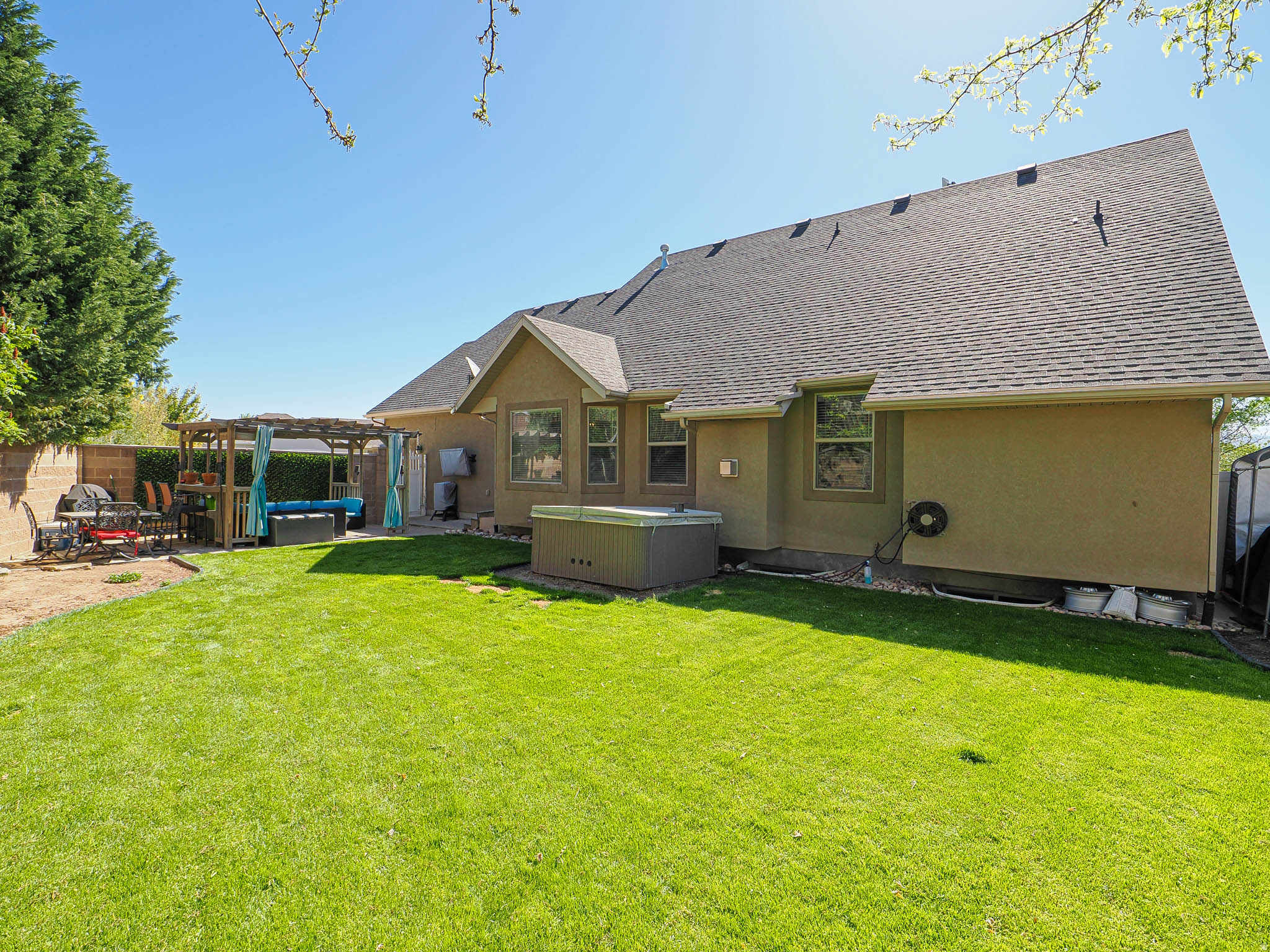 ISLAND PARK - Residential