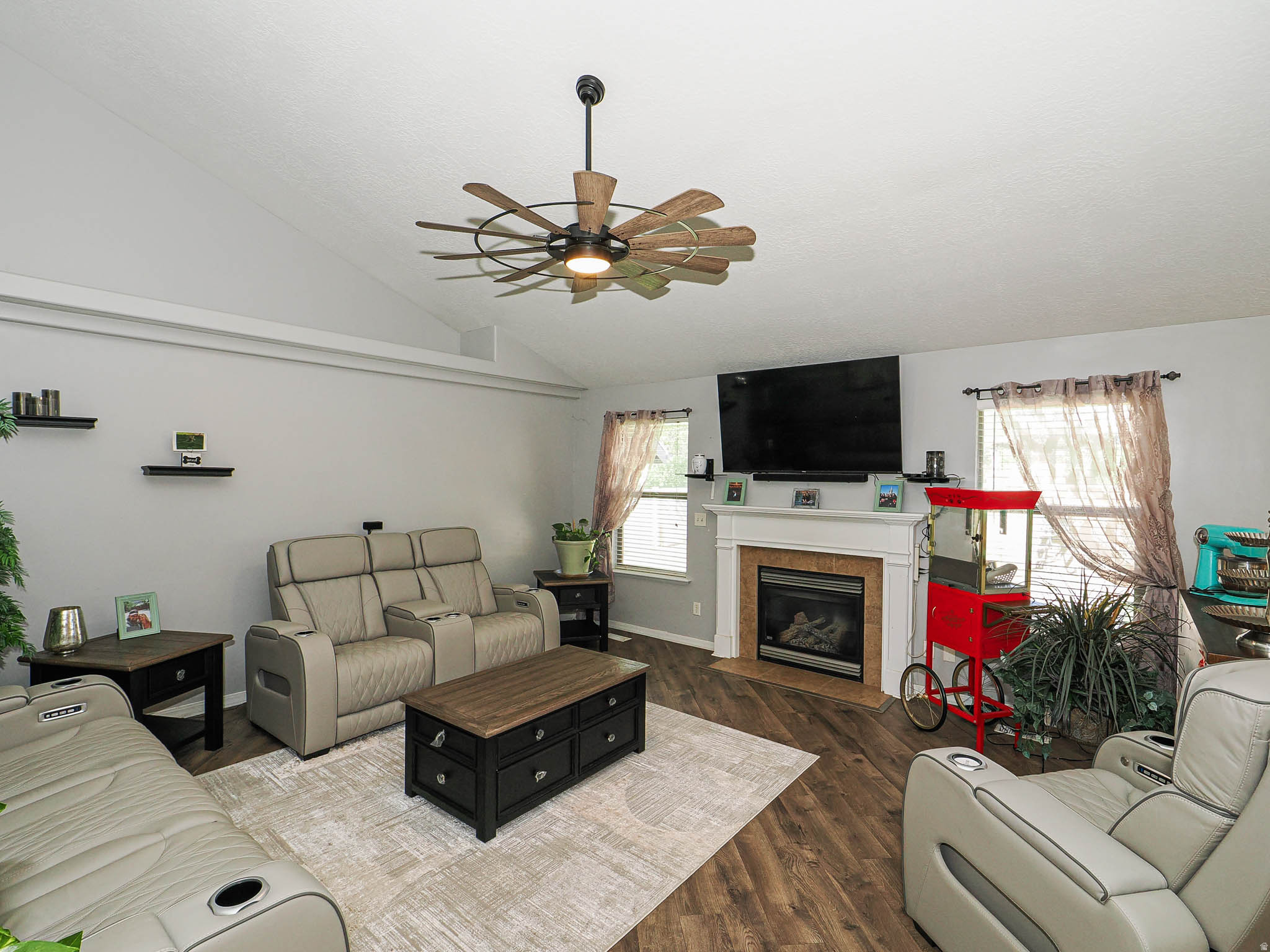 ISLAND PARK - Residential