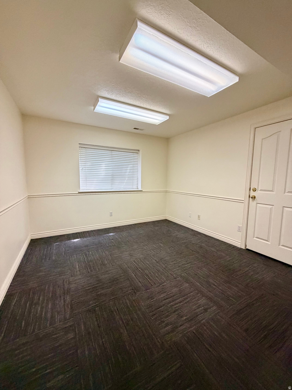 UNIVERSITY OFFICE PARK PUD - Commercial Lease