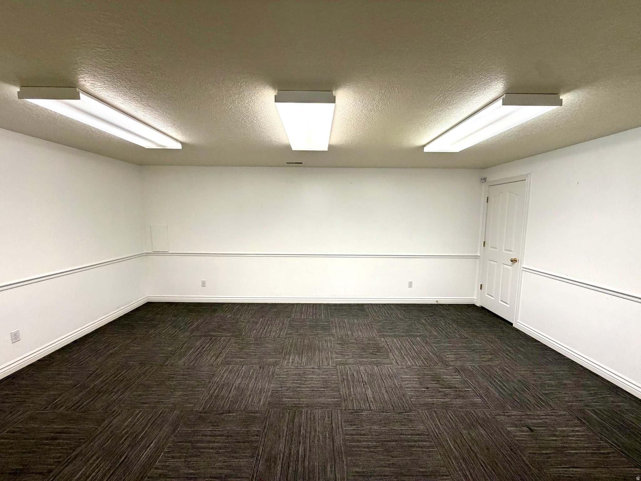 UNIVERSITY OFFICE PARK PUD - Commercial Lease
