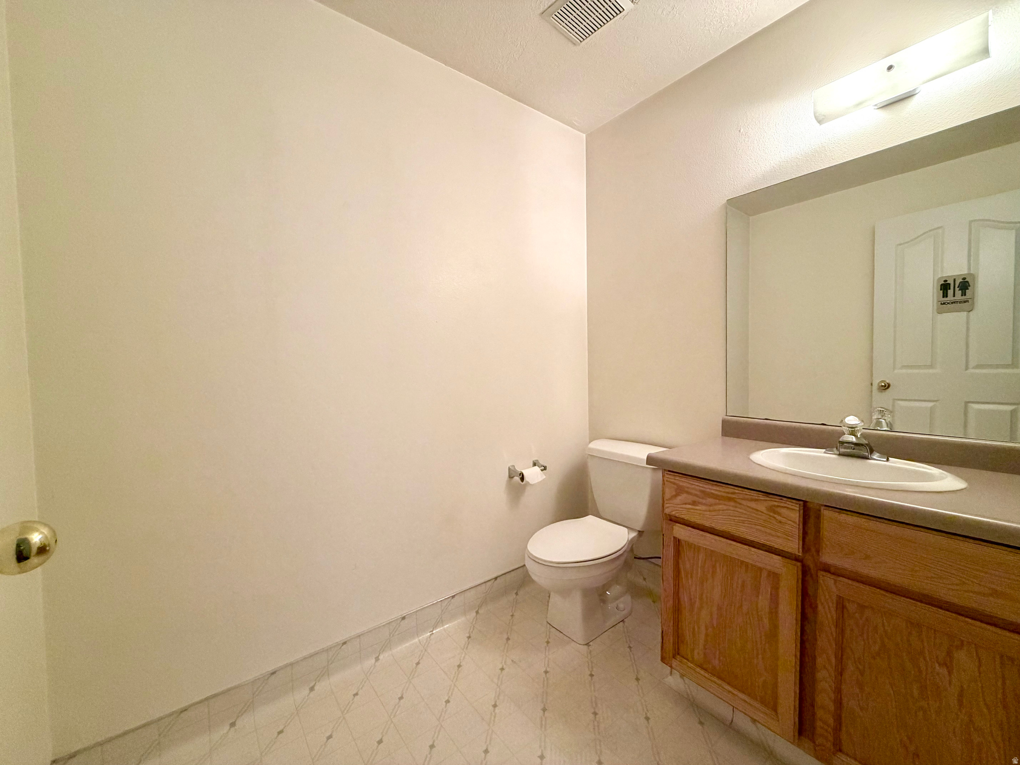 UNIVERSITY OFFICE PARK PUD - Commercial Lease