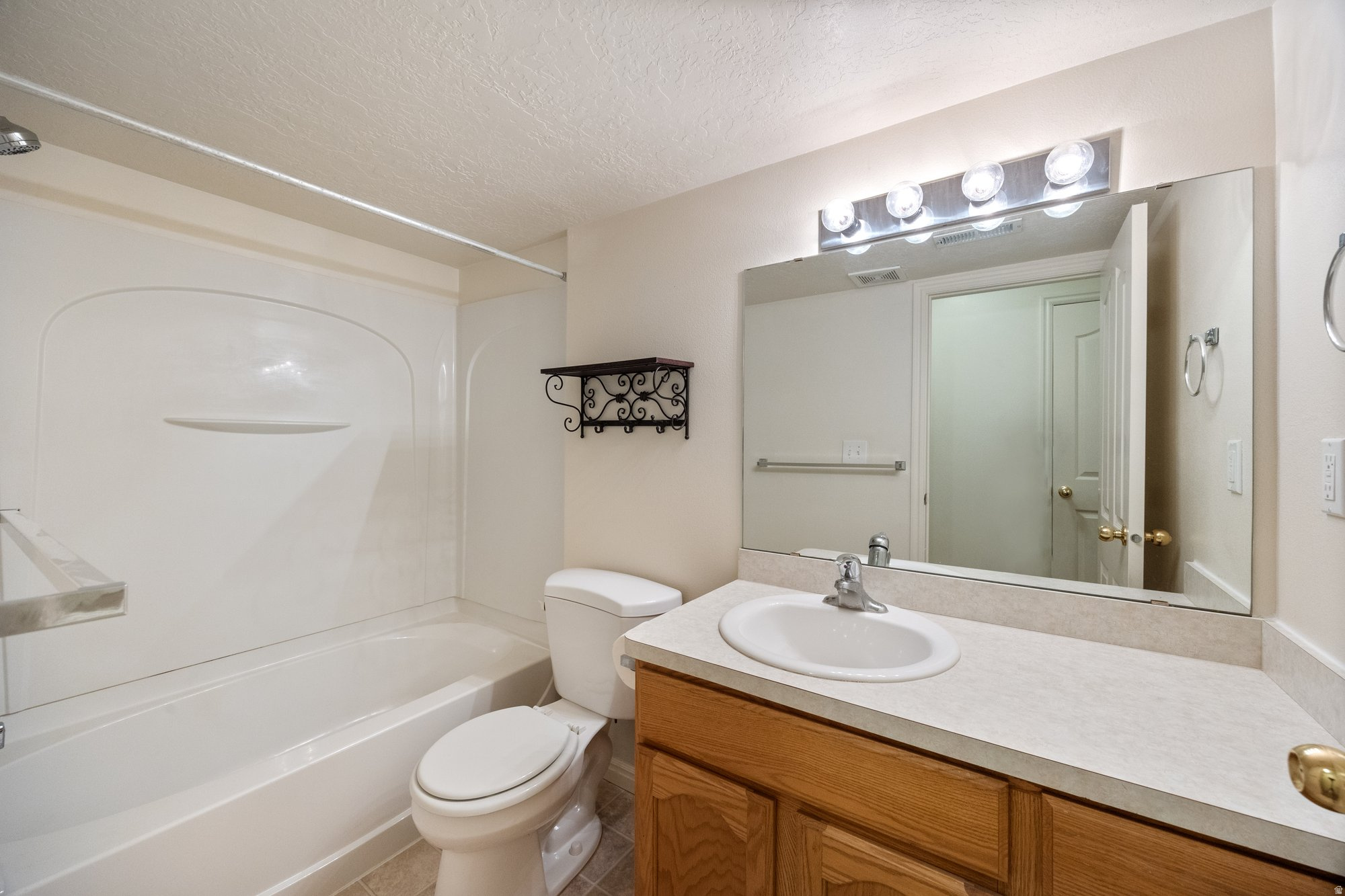 THREE CROSSINGS - Residential