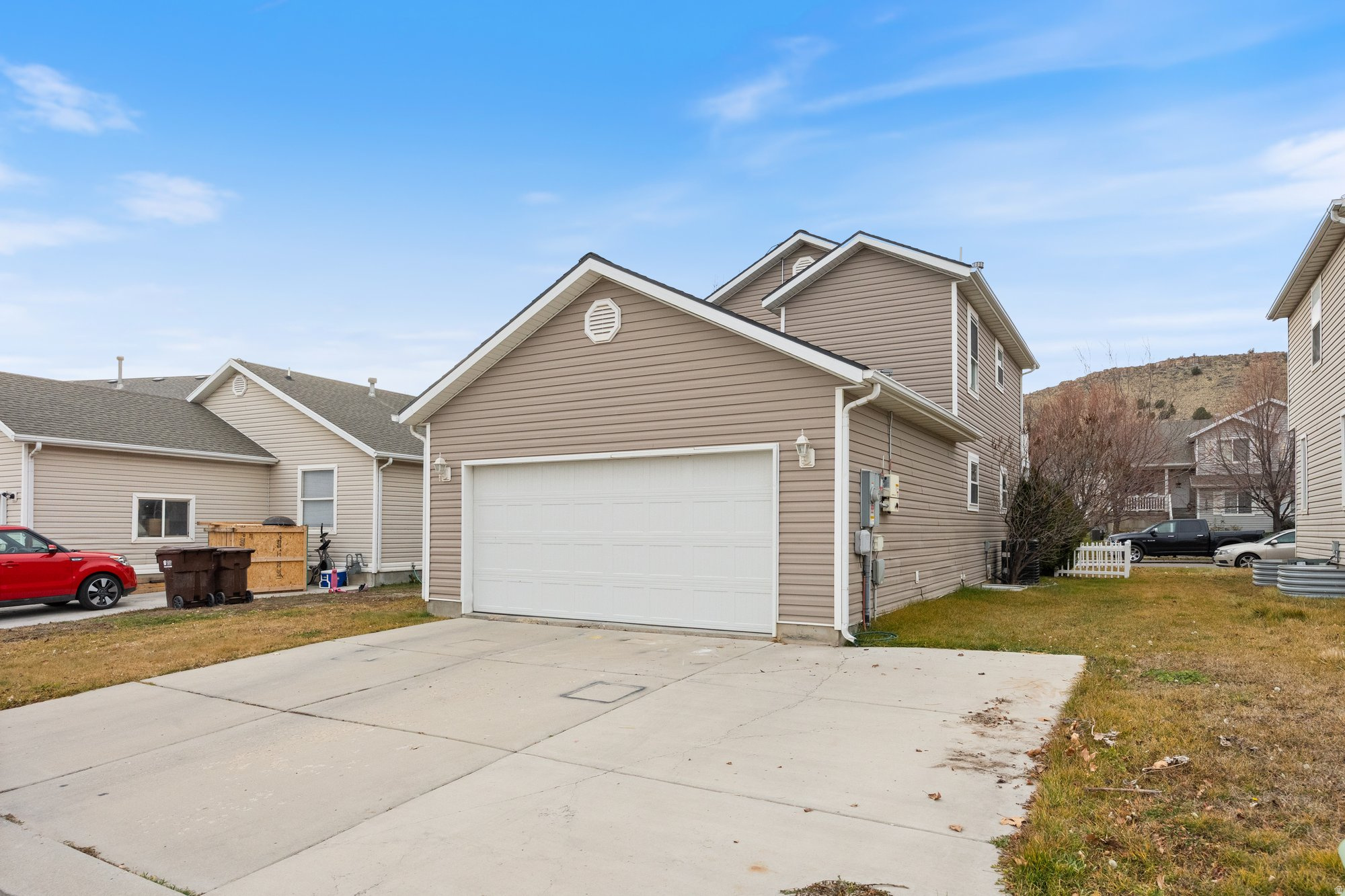 THREE CROSSINGS - Residential