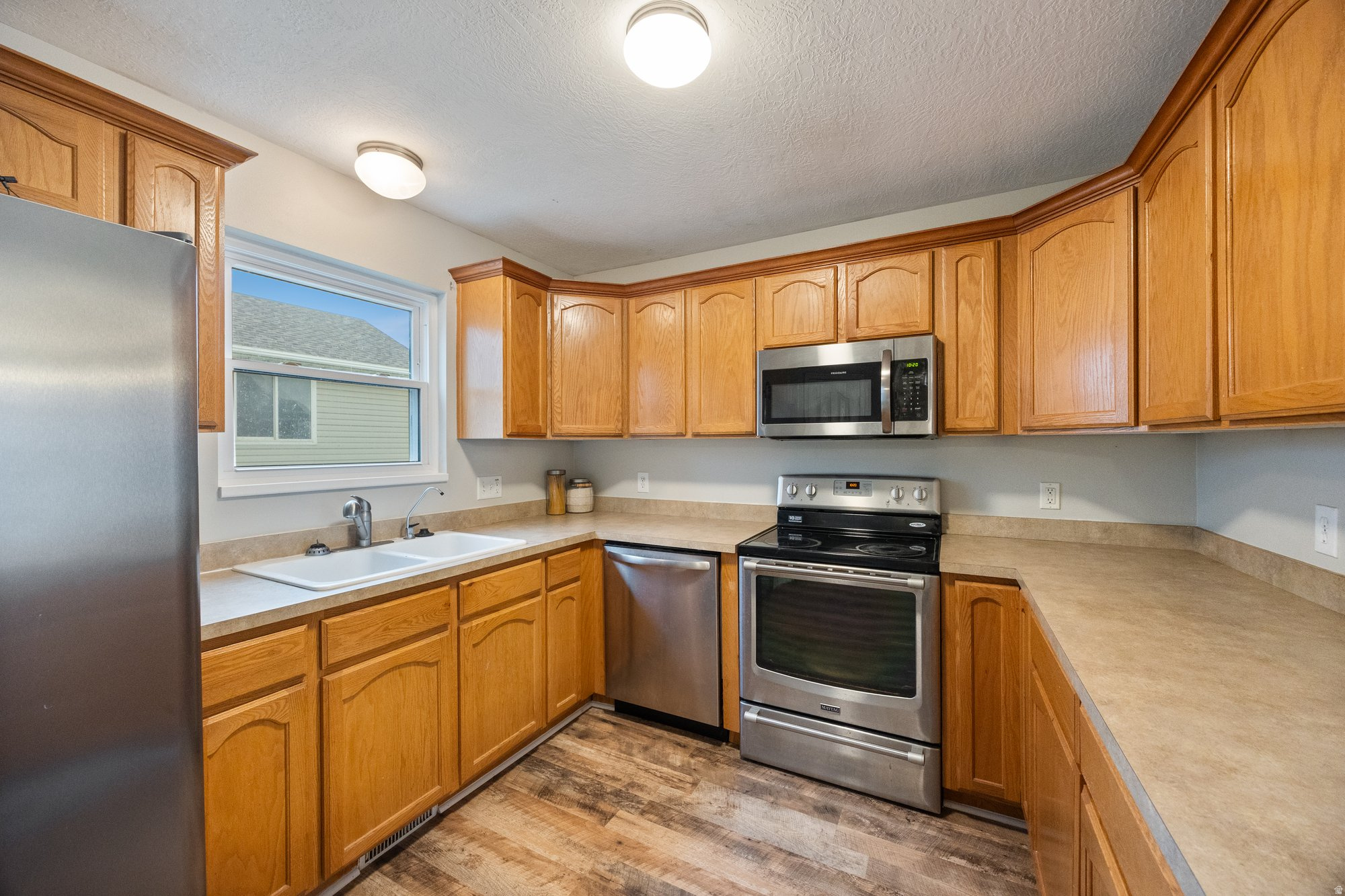 THREE CROSSINGS - Residential