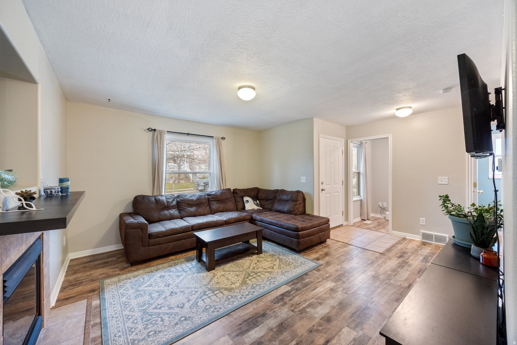 THREE CROSSINGS - Residential