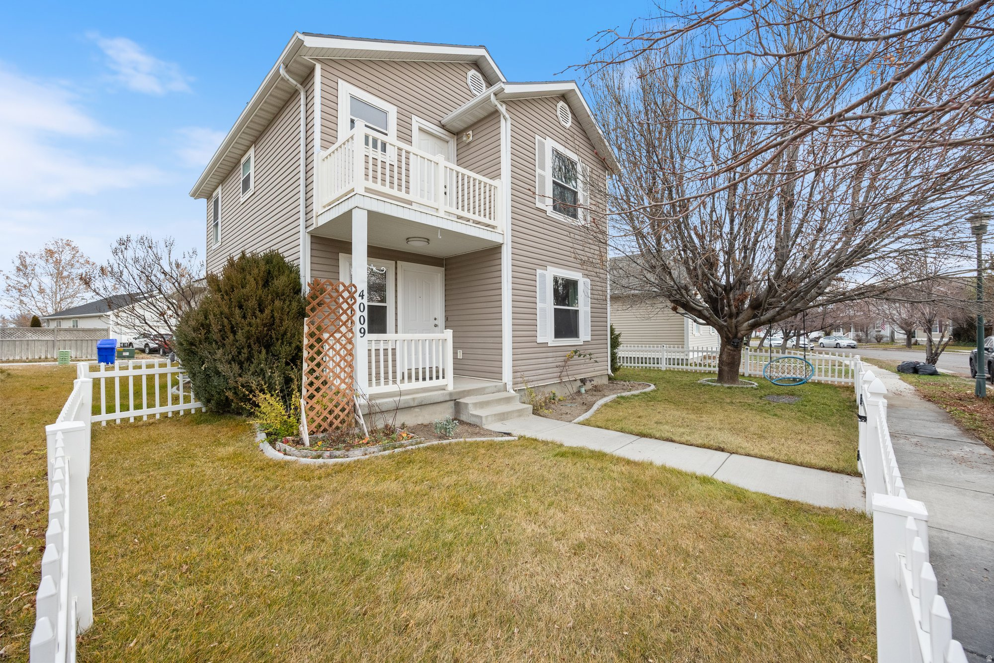 THREE CROSSINGS - Residential