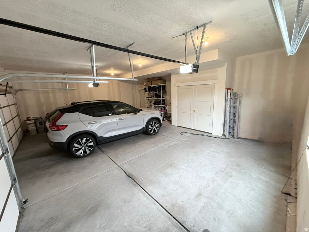 ORCHARD RIDGE ESTATES - Residential