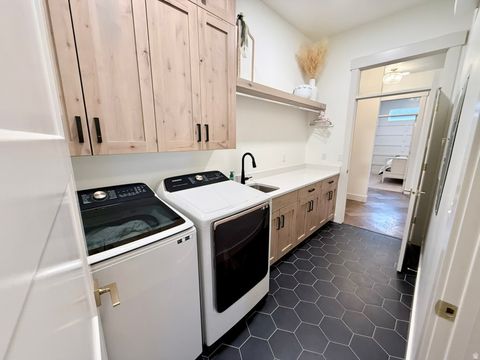 Tiny photo for 1449 N COBBLEWOOD CT E, Kaysville, UT 84037 (MLS # 2154967)