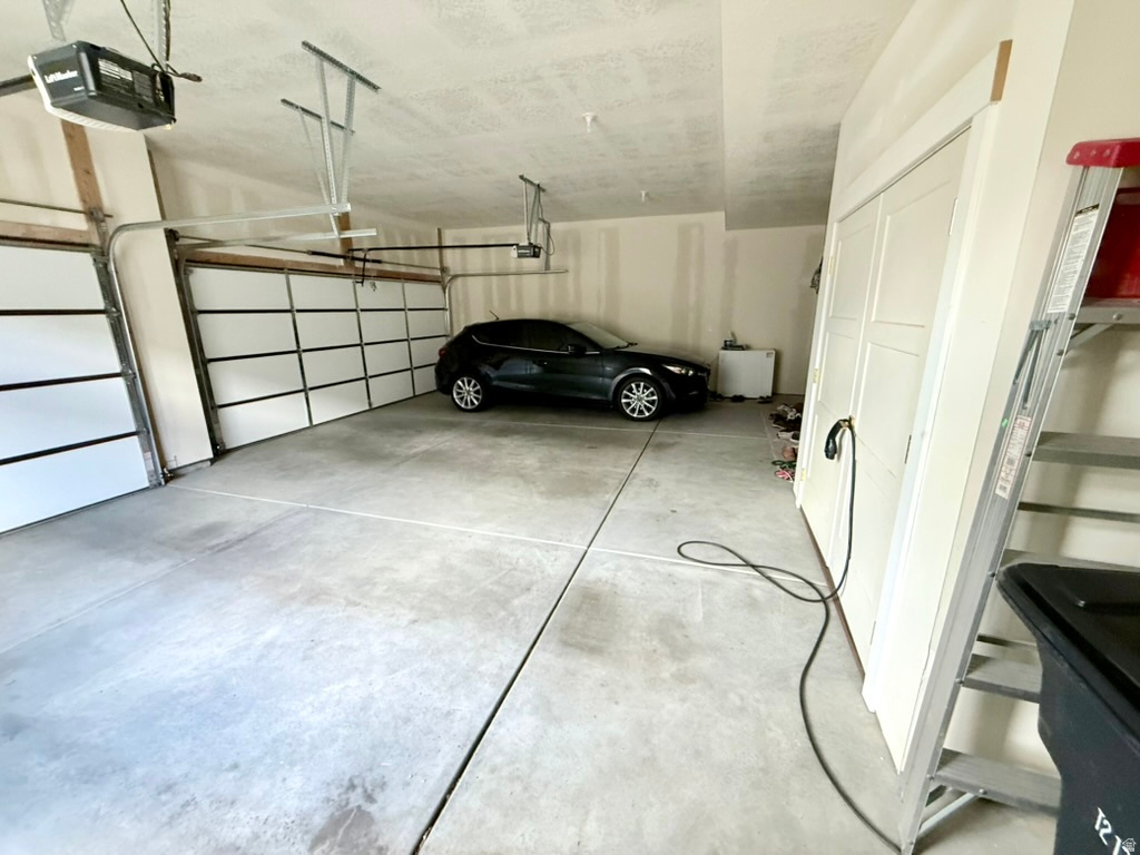 ORCHARD RIDGE ESTATES - Residential