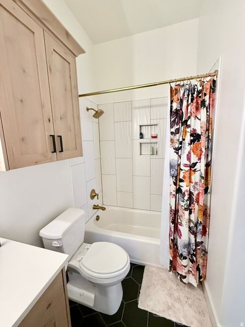 Tiny photo for 1449 N COBBLEWOOD CT E, Kaysville, UT 84037 (MLS # 2154967)