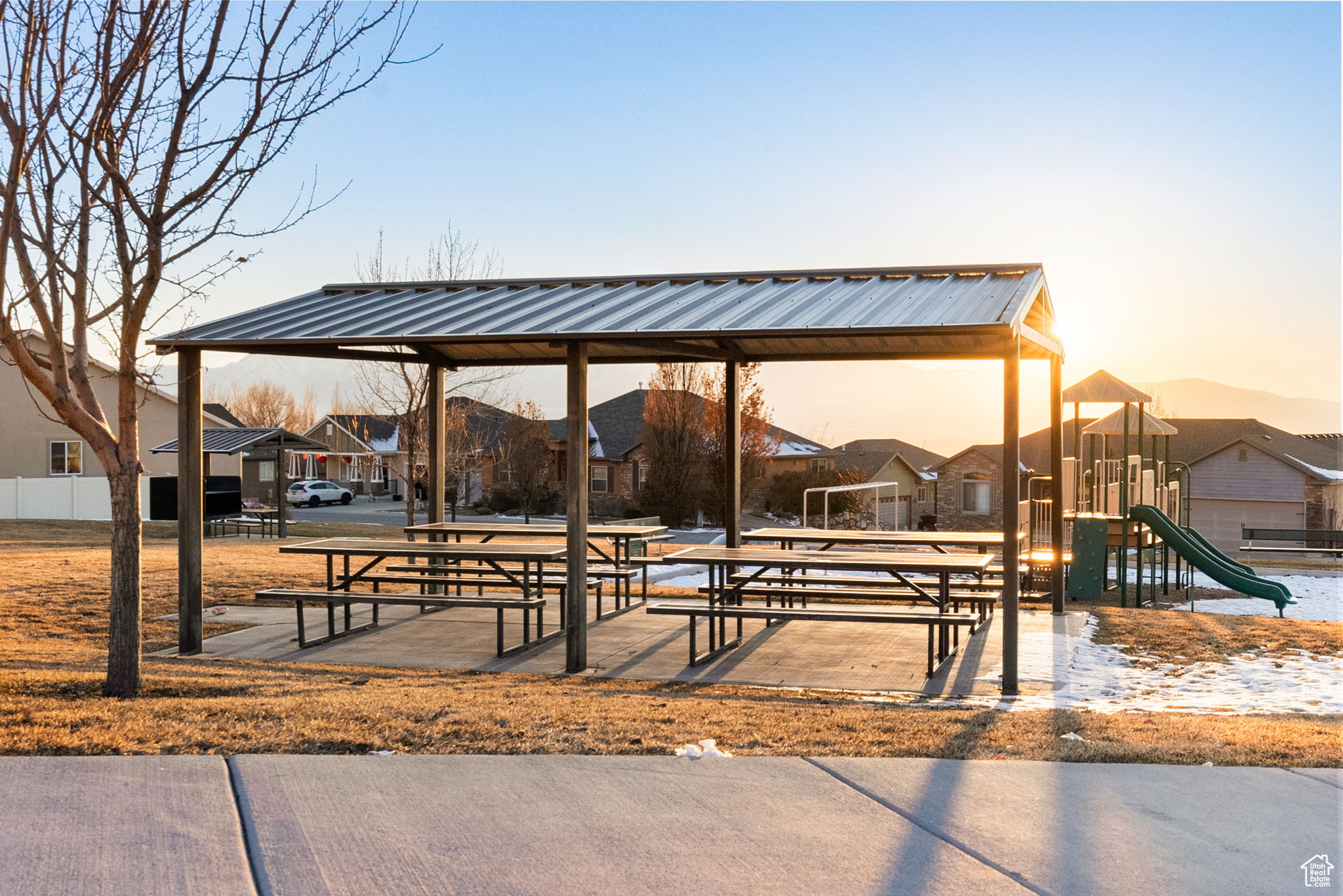 SMITHFIELD RIDGES SU - Residential