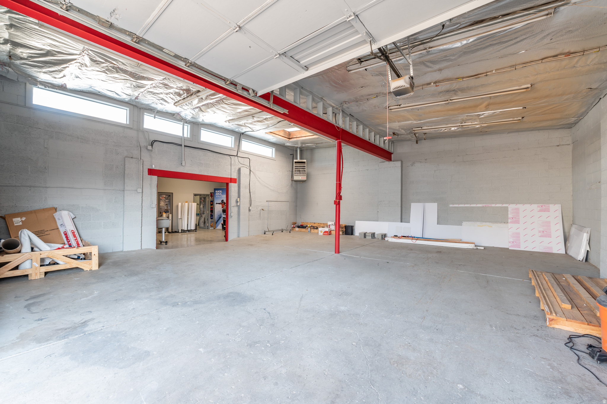 COLUMBIA SUB - Commercial Lease