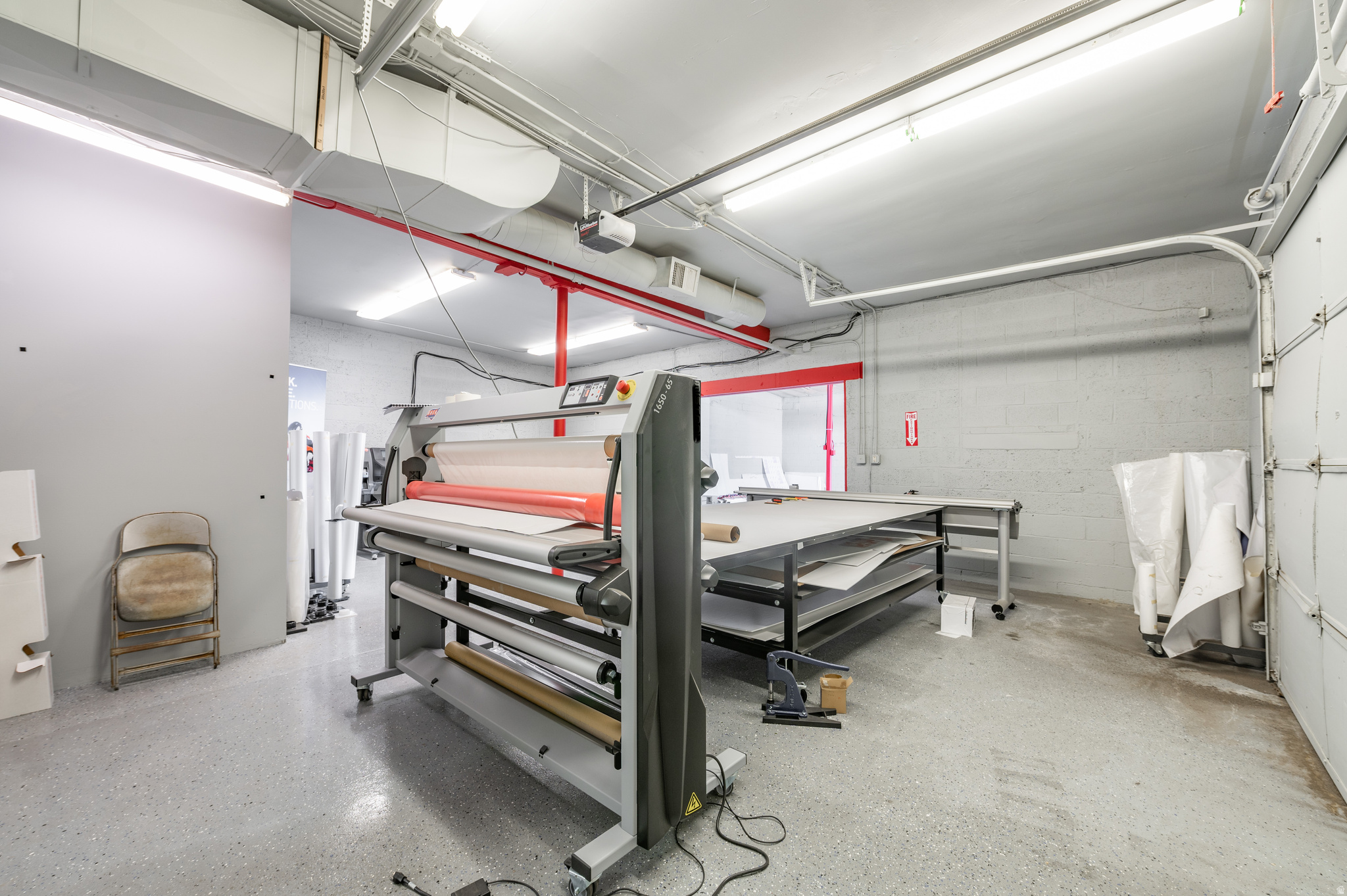 COLUMBIA SUB - Commercial Lease