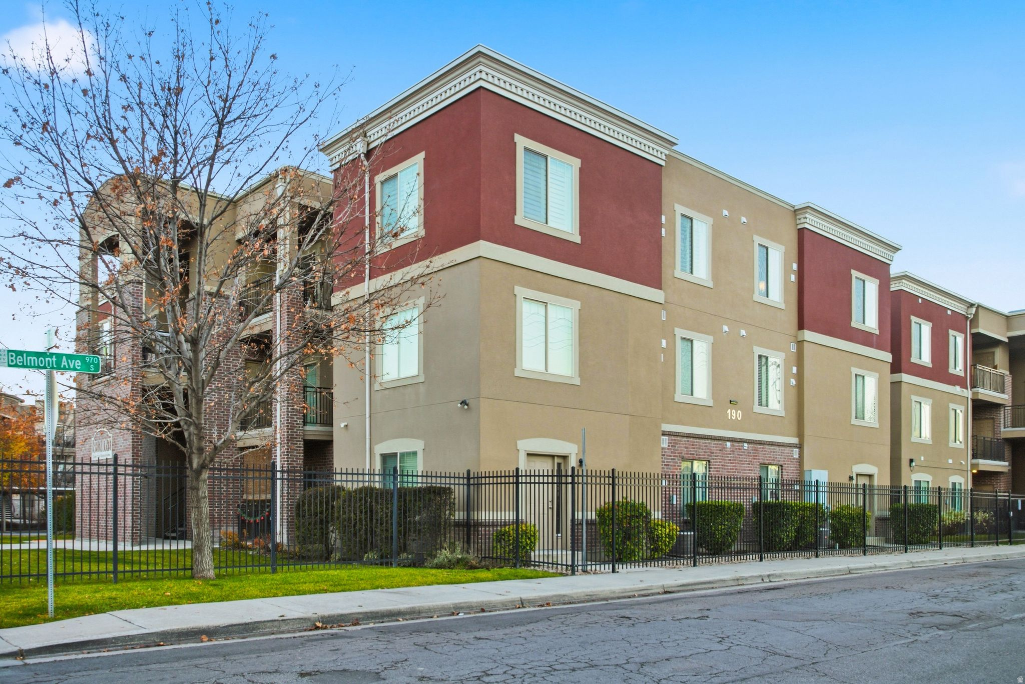 BELMONT - Residential