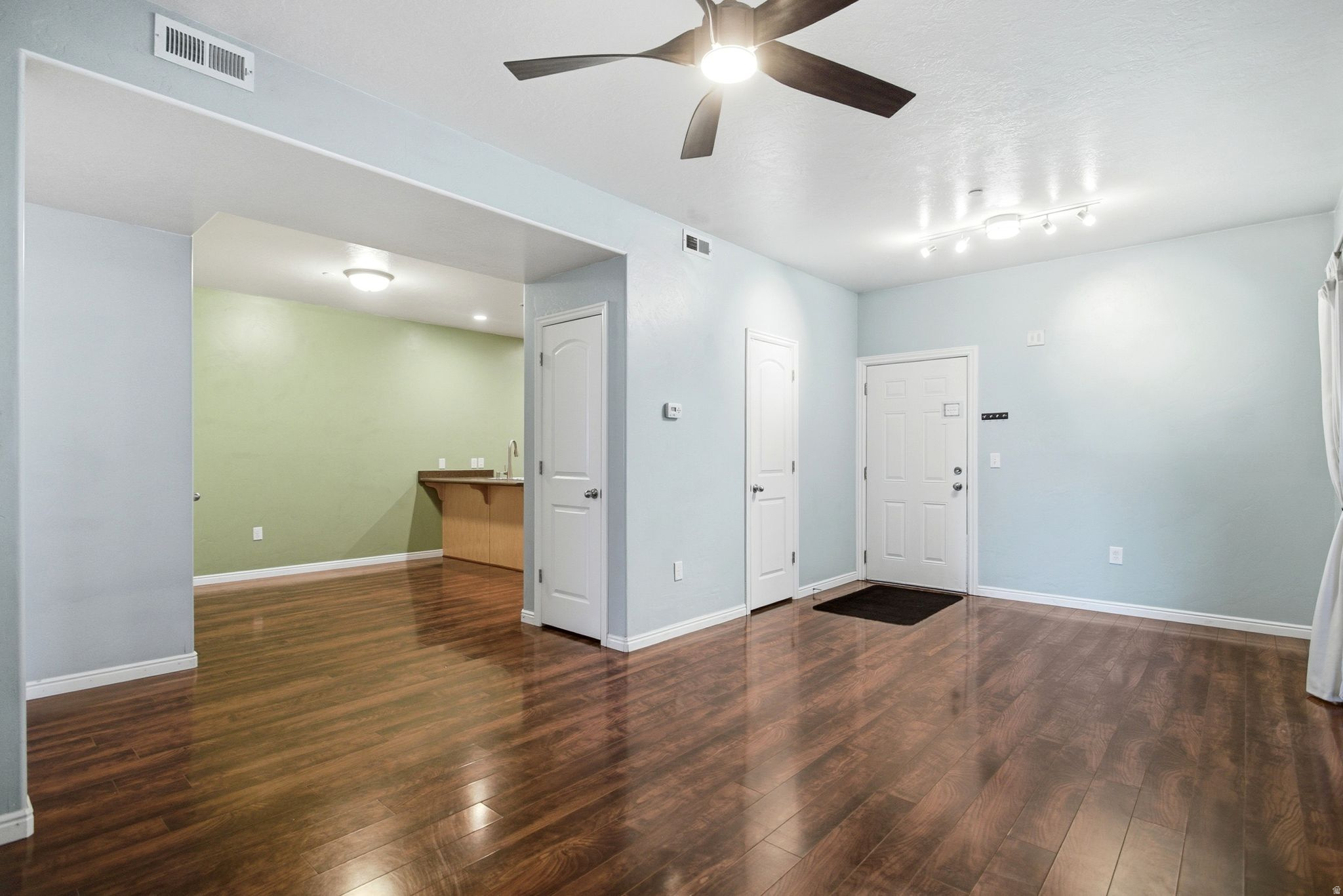 BELMONT - Residential