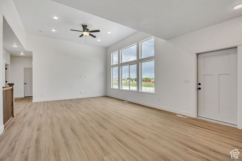 WEST FIELDS - Residential