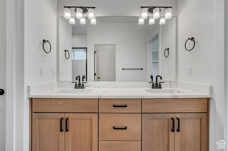 WEST FIELDS - Residential