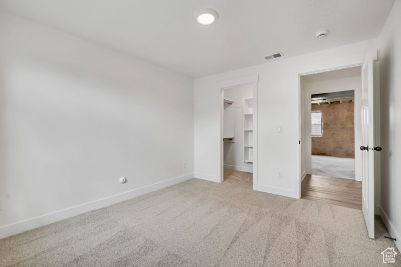 WEST FIELDS - Residential