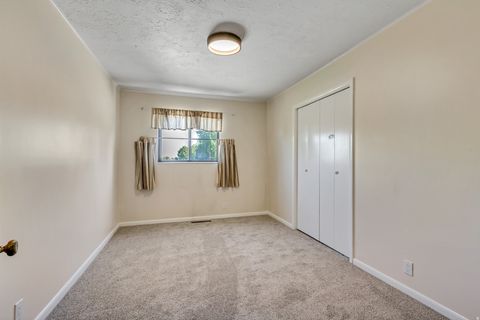 Tiny photo for 653 W 3400 S, Bountiful, UT 84010 (MLS # 2158131)