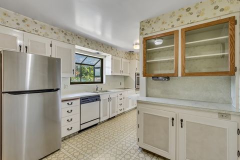 Tiny photo for 653 W 3400 S, Bountiful, UT 84010 (MLS # 2158131)