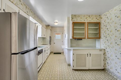 Tiny photo for 653 W 3400 S, Bountiful, UT 84010 (MLS # 2158131)