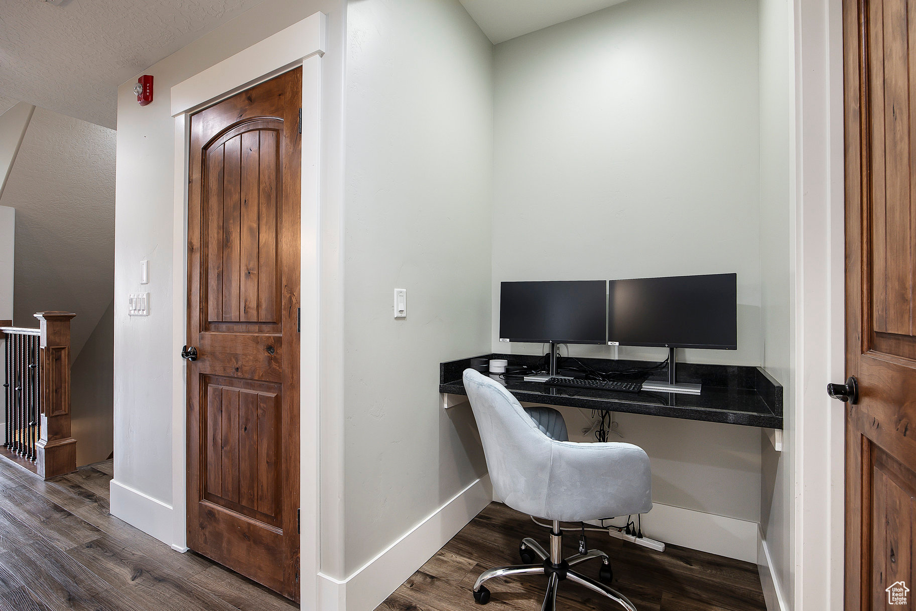 PARKS EDGE - Residential